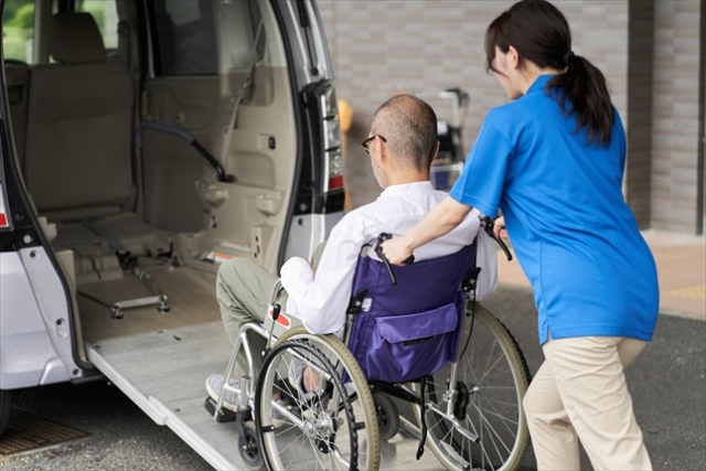 デイサービス利用者さんの送迎運転手 東大阪 求人