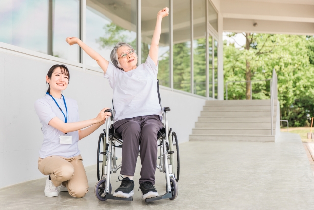 オープニングスタッフ募集!新築老人ホームで一般的な介護職 東大阪 求人