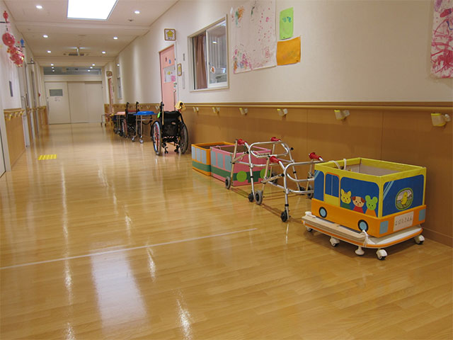 作業療法士の募集（はばたき園）年間休日１２５日 東大阪 求人