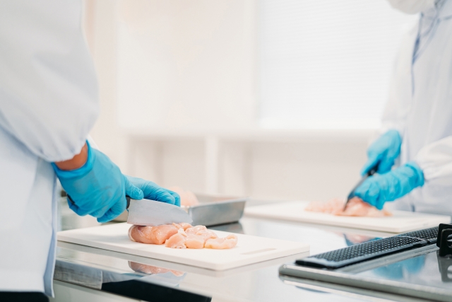 スーパーマーケットの精肉・鶏肉販売（横沼店）の募集 東大阪 求人