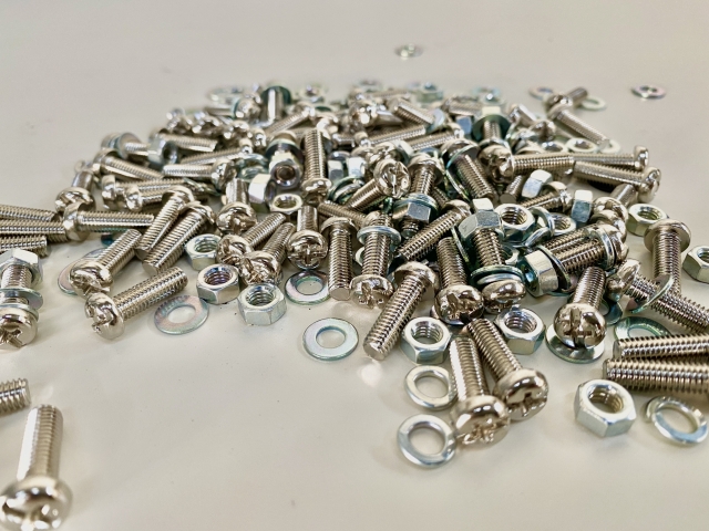 ねじの梱包の募集 東大阪 求人