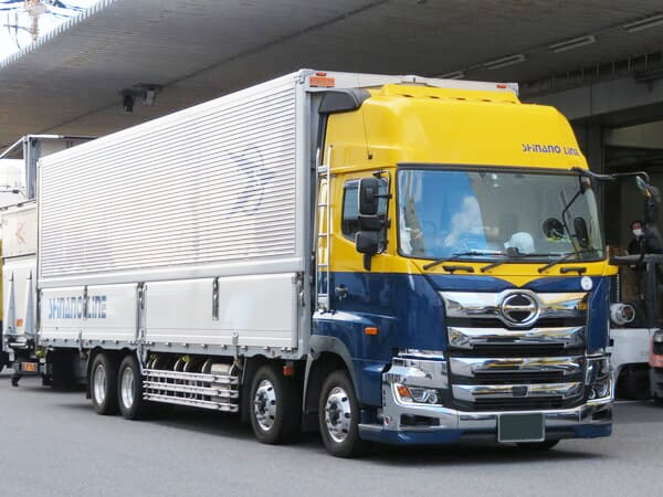 大型(10t)ドライバーの募集 東大阪 求人