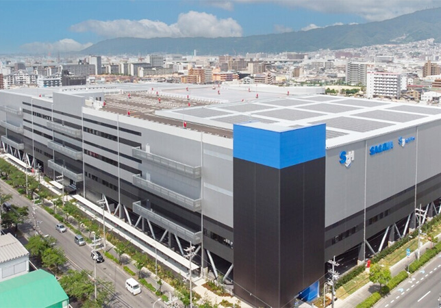 お荷物の仕分け作業（夜勤）の募集 東大阪 求人