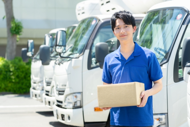 ドライバー（４トントラック）運転と引越し作業 東大阪 求人