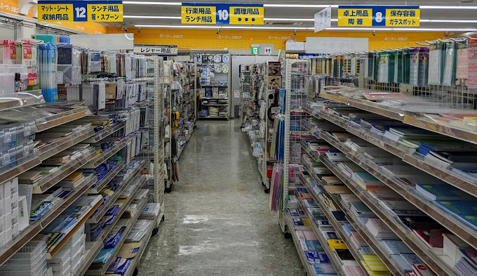 １００円ショップの販売スタッフ 東大阪 求人