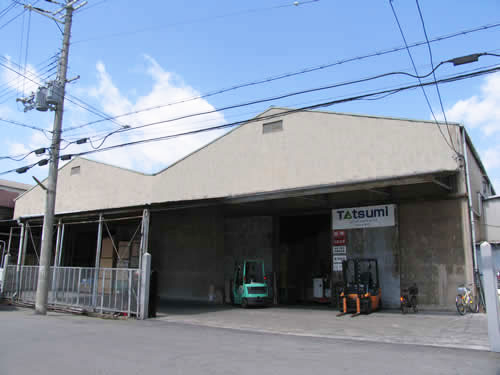 紙全般の断裁オペレーターの業務補助募集 東大阪 求人