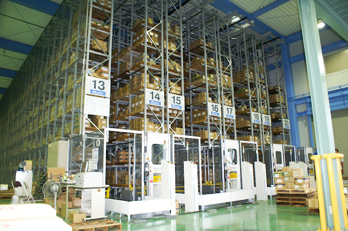 倉庫内でのねじ製品の出庫作業と在庫補充 東大阪 求人