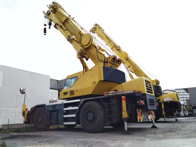 重機オペレーターの募集 東大阪 求人