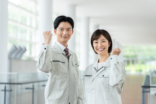 機械オペレーター（ロール紙の加工作業）の募集 東大阪 求人