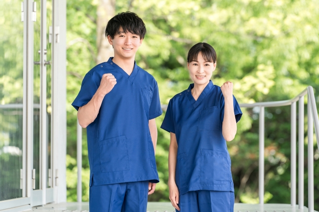 デイサービスのケアスタッフの募集 東大阪 求人