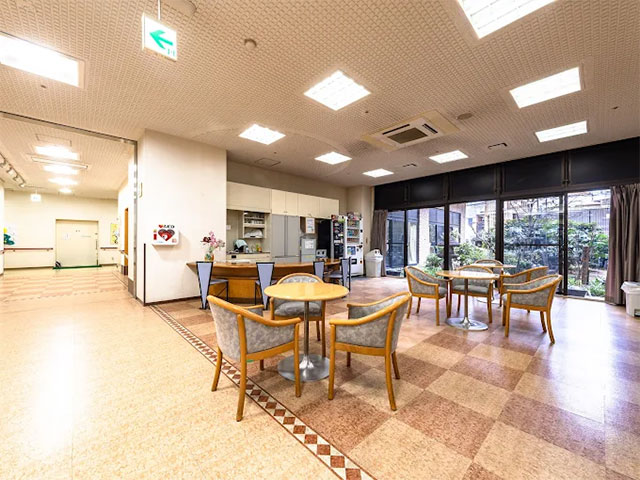 介護職(デイサービス)の募集 東大阪 求人