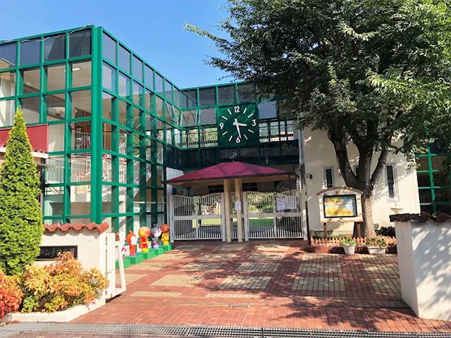 幼稚園バスの助手の募集 東大阪 求人