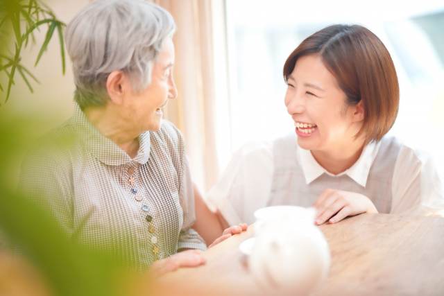 介護スタッフの募集 東大阪 求人