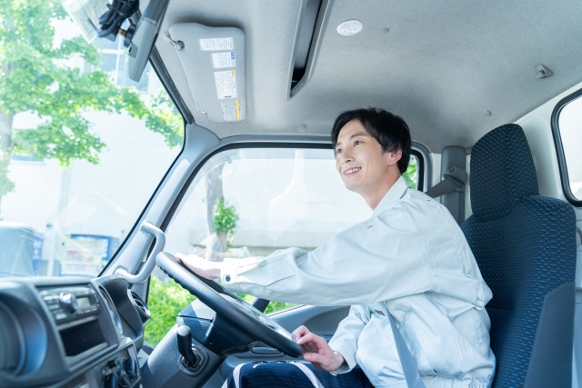 長距離10t一般トラックドライバーの募集 東大阪 求人