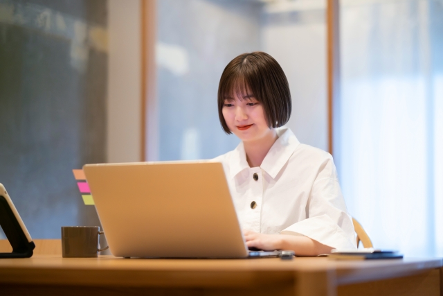 サテライト型特別養護老人ホーム向日葵にて事務職員の募集 東大阪 求人