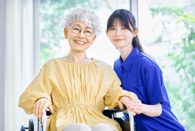 未経験歓迎！介護スタッフの募集 東大阪 求人