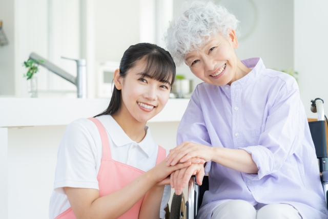 デイサービスフィットケア(介護士)の募集 東大阪 求人