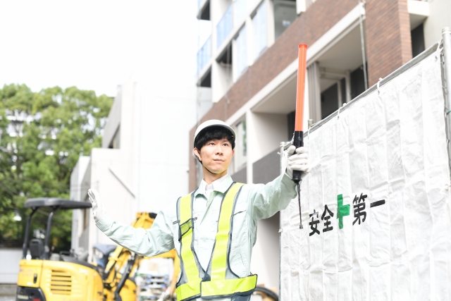 建設現場での交通誘導の募集 東大阪 求人