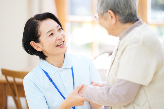 訪問介護ヘルパー（非常勤・６０歳以上）の募集 東大阪 求人