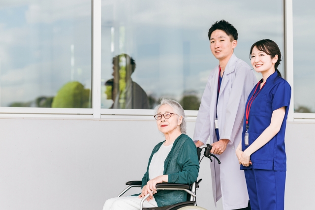 有料老人ホームフィットケアの介護士募集 東大阪 求人