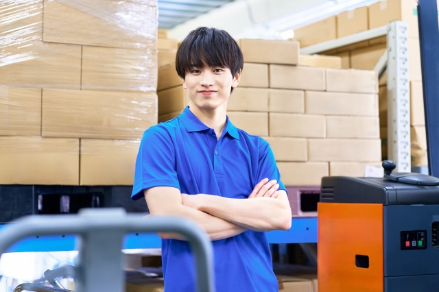 お荷物の仕分け作業（鴻池センター早朝深夜など）の募集 東大阪 求人