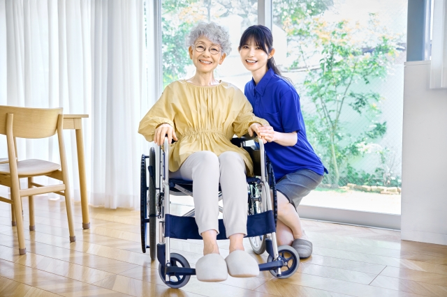 総合ケアセンター八戸ノ里向日葵の介護員募集 東大阪 求人