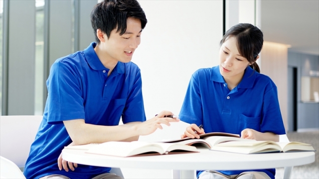 デイサービスにて柔道整復師の募集 東大阪 求人