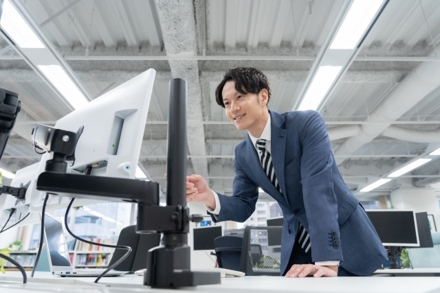サービスエンジニアの募集 東大阪 求人