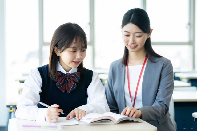 学習塾講師(年中~小学6年)英会話講師の募集 東大阪 求人