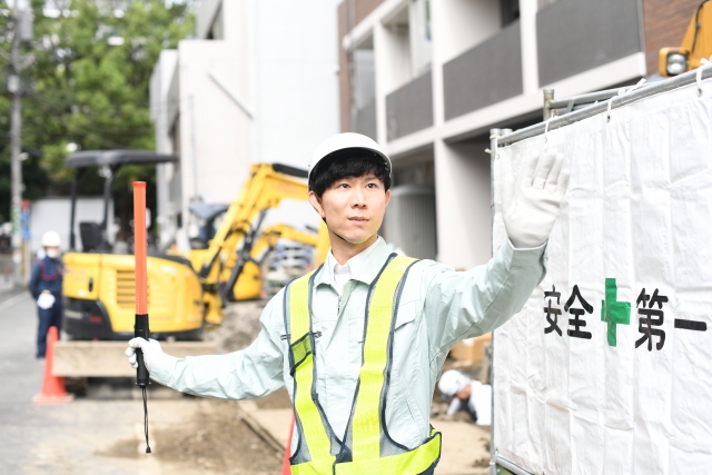 建設現場での交通誘導の募集 東大阪 求人