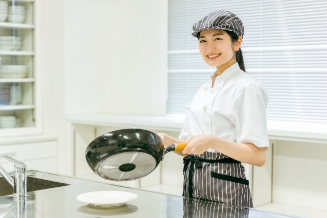 寿精版高井田の厨房にて調理師募集 東大阪 求人