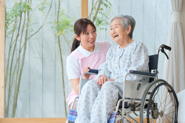 サービス付き高齢者向け住宅における介護(ホームヘルパー)の募集 東大阪 求人