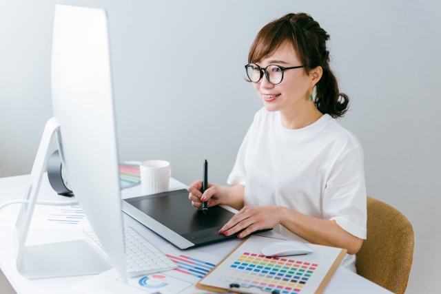 高級婦人服（プレタポルテ）のパタンナーの募集 東大阪 求人