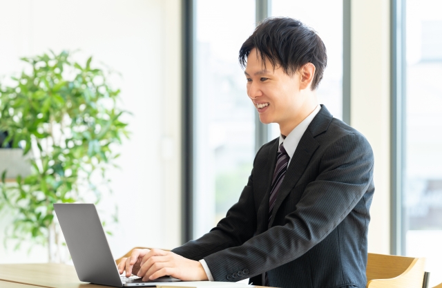 営業事務(関西本社)の募集 東大阪 求人