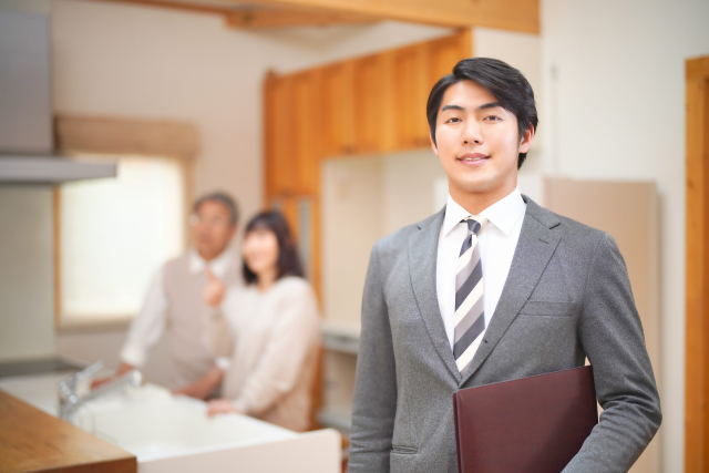 アウル本社にて不動産営業の募集 東大阪 求人