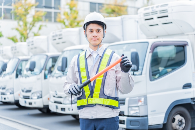 交通誘導警備員（交通誘導警備業務２級所持者）の募集 東大阪 求人