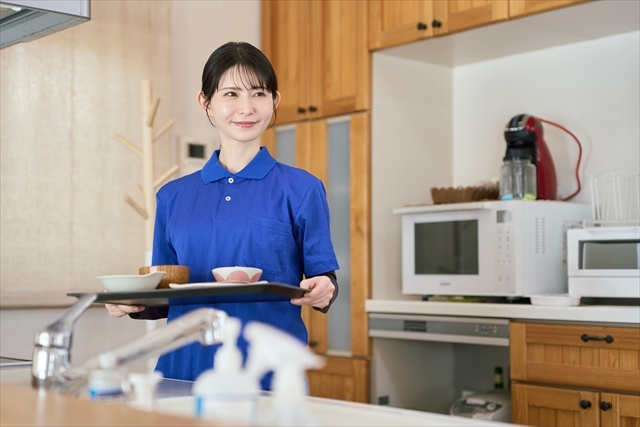 ソーシャルコート東大阪内厨房にて調理補助の募集（夜） 東大阪 求人