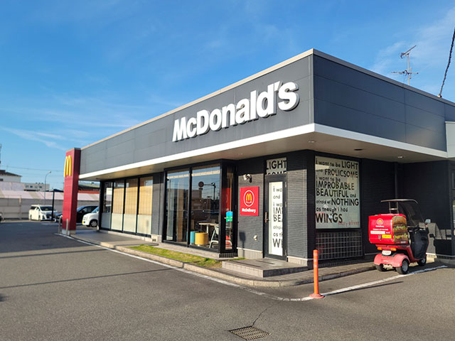 マクドナルド外環東大阪店にてフロア担当 東大阪 求人