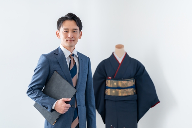 着物の営業、クリーニングの集配と販売と軽作業 東大阪 求人