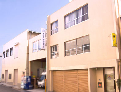 ２ｔトラックドライバーの募集 東大阪 求人
