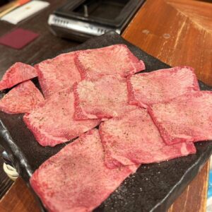 焼肉 とまる