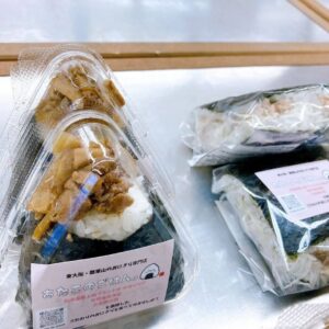 本日も「わくわく広場リノアス八尾店」におにぎりを並べてまいりました🍙