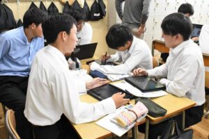 【日新高校でGIGAスクールの研修会を実施】