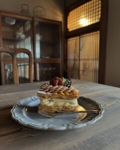 まだまだ暑いですが、秋にぴったりのケーキをご用意する予定です。