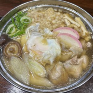 本日のおすすめは【鍋焼きうどん】です