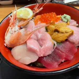 新メニュー、特上海鮮丼を始めました