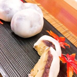 11月は毎年大好評の【いきなり団子】です🍠🍂