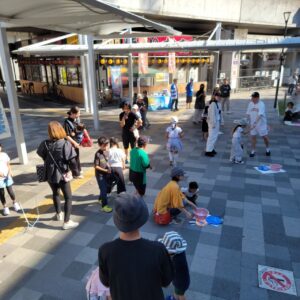 『Soar up 東大阪 』 10月13日【東大阪市熱血取材】俊徳道駅前交通広場「みんなでしゃぼん玉遊び 」に行ってきました。