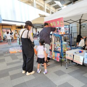 『Soar up 東大阪 』 10月13日【東大阪市熱血取材】俊徳道駅前交通広場「みんなでしゃぼん玉遊び 」に行ってきました。