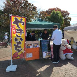 『Soar up 東大阪 』 11月10日【東大阪市熱血取材】東大阪市花園ラグビー場の花園中央公園にて開催されました「第２回ゆめのちからマルシェ」に行ってきました。